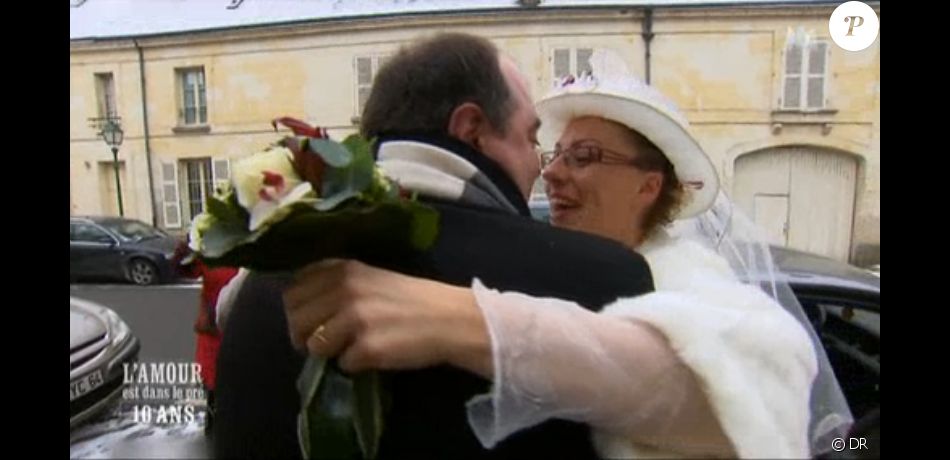 L Amour Est Dans Le Pre L Hommage Emouvant A Thierry Agriculteur De La Saison 2 Decede En 13 Images De Son Mariage Avec Stephanie Purepeople