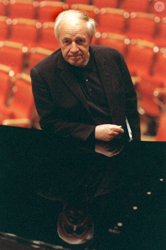 Pierre Boulez à Cologne, en février 2000.