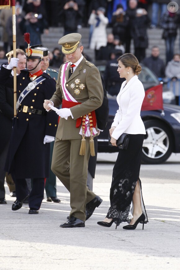Le roi Felipe VI d'Espagne présidait, avec la reine Letizia, la Pâque militaire au palais du Pardo à Madrid le 6 janvier 2016. Leur entrée officielle dans la nouvelle année.