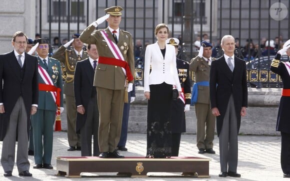 Le roi Felipe VI d'Espagne présidait, avec la reine Letizia, la Pâque militaire au palais du Pardo à Madrid le 6 janvier 2016. Leur entrée officielle dans la nouvelle année.