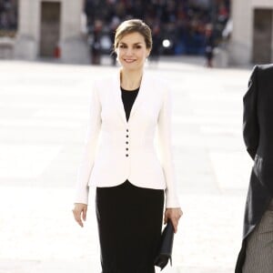 Le roi Felipe VI d'Espagne présidait, avec la reine Letizia, la Pâque militaire au palais du Pardo à Madrid le 6 janvier 2016. Leur entrée officielle dans la nouvelle année.