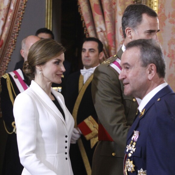 Le roi Felipe VI d'Espagne présidait, avec la reine Letizia, la Pâque militaire au palais du Pardo à Madrid le 6 janvier 2016. Leur entrée officielle dans la nouvelle année.