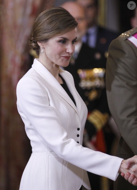 Le roi Felipe VI d'Espagne présidait, avec la reine Letizia, la Pâque militaire au palais du Pardo à Madrid le 6 janvier 2016. Leur entrée officielle dans la nouvelle année.