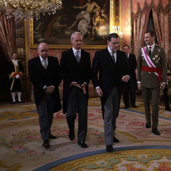 Le roi Felipe VI d'Espagne présidait, avec la reine Letizia, la Pâque militaire au palais du Pardo à Madrid le 6 janvier 2016. Leur entrée officielle dans la nouvelle année.