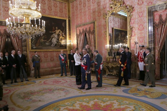 Le roi Felipe VI d'Espagne présidait, avec la reine Letizia, la Pâque militaire au palais du Pardo à Madrid le 6 janvier 2016. Leur entrée officielle dans la nouvelle année.