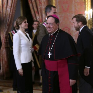 Le roi Felipe VI d'Espagne présidait, avec la reine Letizia, la Pâque militaire au palais du Pardo à Madrid le 6 janvier 2016. Leur entrée officielle dans la nouvelle année.