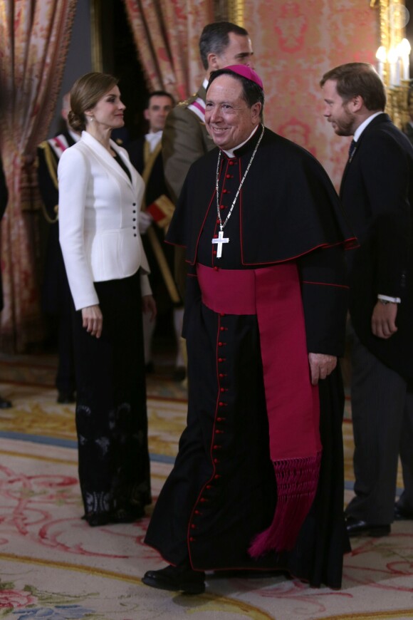 Le roi Felipe VI d'Espagne présidait, avec la reine Letizia, la Pâque militaire au palais du Pardo à Madrid le 6 janvier 2016. Leur entrée officielle dans la nouvelle année.
