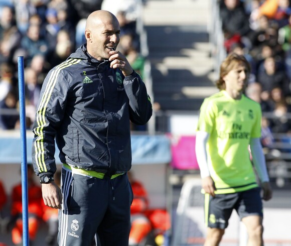 Premier entraînement de Zinedine Zidane en tant qu'entraîneur de l'équipe du Real Madrid, le 5 janvier 2016.