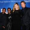 Madonna, ses enfants David et Mercy, et Sean Penn - Gala de la fondation de l'acteur pour Haïti, J/P Haitian Relief Organization, à Los Angeles le 9 janvier 2016.
