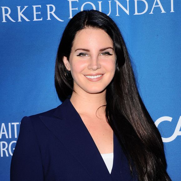 Lana Del Rey - Gala de la fondation de Sean Penn pour Haïti, J/P Haitian Relief Organization, à Los Angeles le 9 janvier 2016.