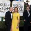 Jennifer Lopez et son compagnon Casper Smart - 73e cérémonie annuelle des Golden Globe Awards à Beverly Hills, le 10 janvier 2016.