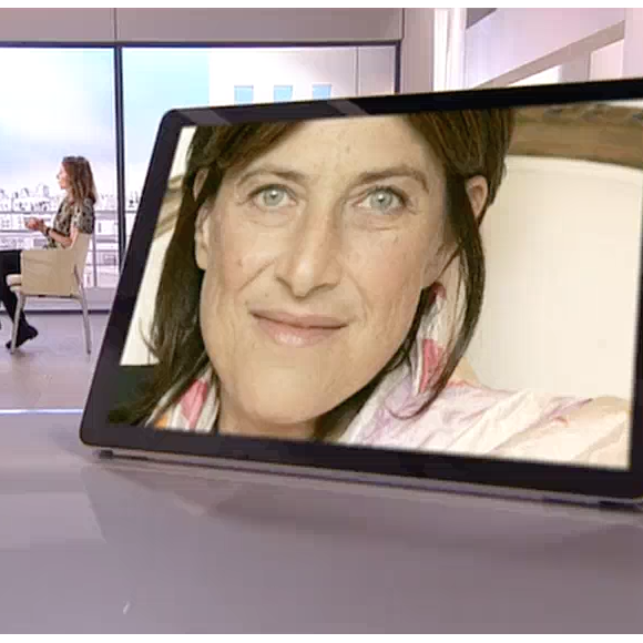 Sylvie Testud dans "Thé ou Café" présenté par Catherine Ceylac, sur France 2 le 9 janvier 2016.