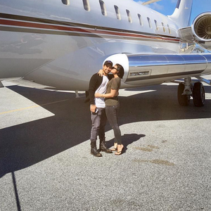 Demi Lovato et son chéri Wilmer Valderrama s'envolent pour St-Barth. Photo postée sur Instagram au mois de décembre 2015.