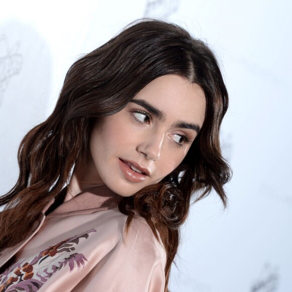 Lily Collins a assisté à la présentation Automne 2016 de Stella McCartney à Los Angeles, le 12 janvier 2016
