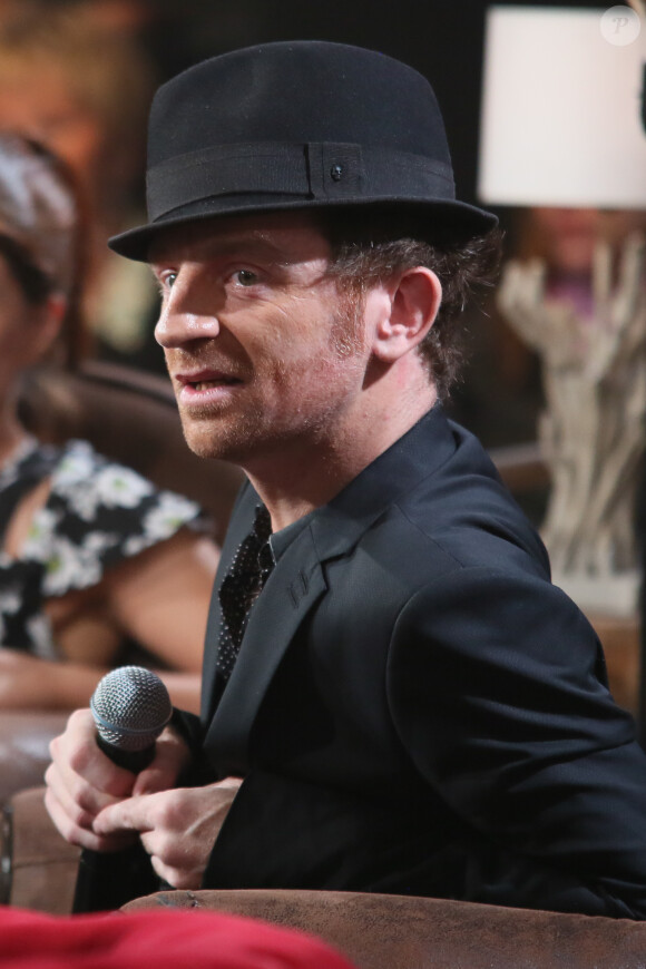 Exclusif - Mathias Malzieu (du groupe Dionysos) - Enregistrement de l'émission "Du côté de chez Dave", le 9 décembre 2015. L'émission sera diffusée le 17 janvier sur France 3. ©CVS/Bestimage