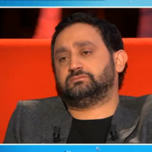 Cyril Hanouna, invité dans Le Divan de Marc-Olivier Fogiel sur France 3. Tournage le 9 janvier 2016.