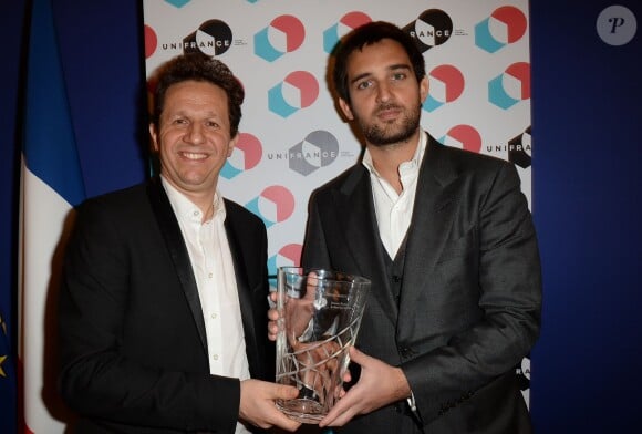 Aton Soumache et Dimitri Rassam (lauréat du premier French Cinéma Award) - Remise du premier prix "French Cinema Award" au Quai dOrsay à Paris le 15 janvier 2016