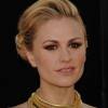 Anna Paquin en décembre 2015 (droite) vs 2014