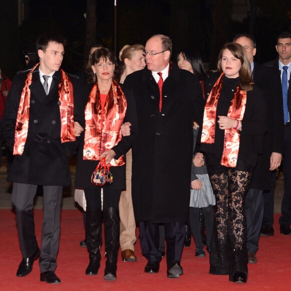 De gauche à droite, Louis Ducruet, sa mère, la princesse Stéphanie de Monaco, son frère, le prince Albert II et Camille Gottlieb, la dernière fille de la Princesse, arrivent pour assister à la 3eme soirée du 40eme Festival International du Cirque de Monte Carlo, le 16 janvier 2016. © Charly Gallo/ Pool Monaco / Bestimage