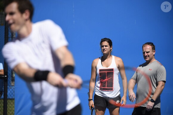Andy Murray et Amélie Mauresmo lors de l'entraînment à l'Open d'Australie au Melbourne Park de Melbourne, le 16 janvier 2016