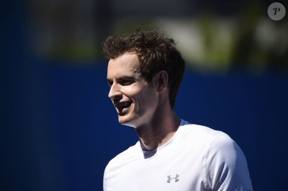 Andy Murray lors de l'entraînment à l'Open d'Australie au Melbourne Park de Melbourne, le 16 janvier 2016