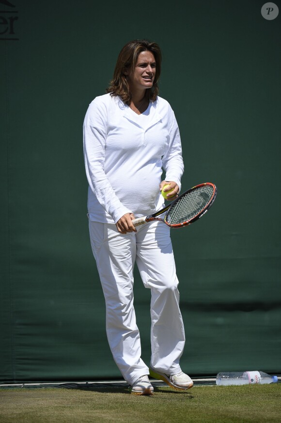 Amélie Mauresmo lors de l'entraînement de son poulain Andy Murray le 9 juillet 2015 à Wimbledon, Londres