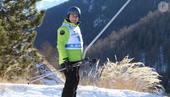Le prince Albert II de Monaco a participé au World Stars Ski Event au profit de son association AS Star Team for Children le 16 janvier 2016 à Auron.
