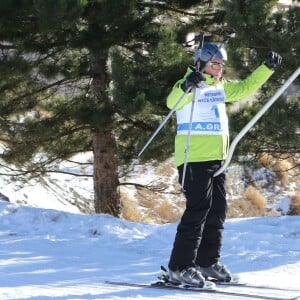 Le prince Albert II de Monaco a participé au World Stars Ski Event au profit de son association AS Star Team for Children le 16 janvier 2016 à Auron.