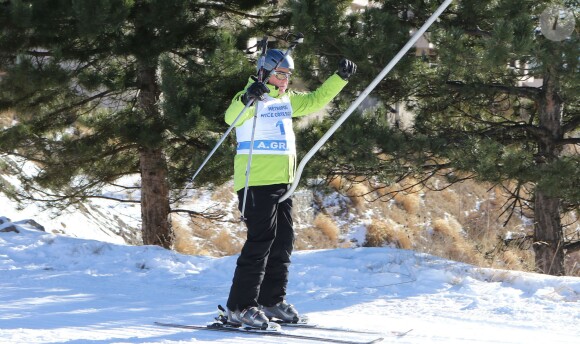 Le prince Albert II de Monaco a participé au World Stars Ski Event au profit de son association AS Star Team for Children le 16 janvier 2016 à Auron.