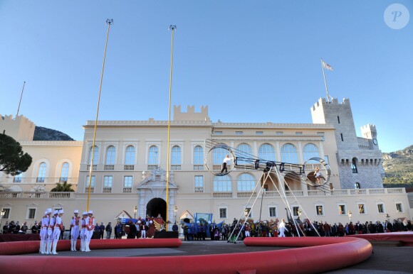 La princesse Stéphanie de Monaco était ravie de pouvoir proposer au public l'Open Air Circus Show, une parade et une réprésentation de cirque gratuite dans la ville, à Monaco le 16 janvier 2016, pour fêter les 40 ans du Festival International du Cirque de Monte-Carlo. © Bruno Bebert / Bestimage