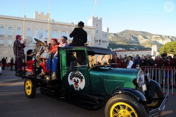 La princesse Stéphanie de Monaco était ravie de pouvoir proposer au public l'Open Air Circus Show, une parade et une réprésentation de cirque gratuite dans la ville, à Monaco le 16 janvier 2016, pour fêter les 40 ans du Festival International du Cirque de Monte-Carlo. © Bruno Bebert / Bestimage