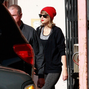 Exclusif - Taylor Swift se rend à son cours de gym à West Hollywood, le 2 janvier 2016