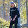 Exclusif - Taylor Swift fait de la randonnée avec son garde du corps à Los Angeles, le 30 décembre 2015.