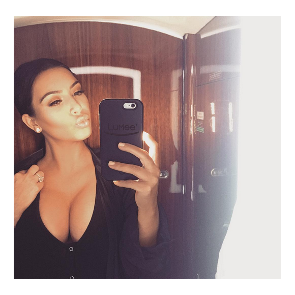 Kim Kardashian a publié un selfie sur sa page Instagram au début du mois de janvier 2016.