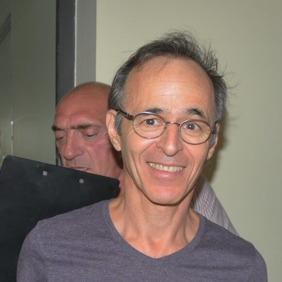 Exclusif - Jean-Jacques Goldman - Vente aux enchères à l'occasion du 20ème anniversaire des "Vendanges du Coeur" à Ouveillan, près de Narbonne, au profit des "Restos du Coeur" le 20 juillet 2014.