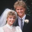 Kylie Minogue et Jason Donovan se sont mariés, mais seulement pour les besoins de la série Neighbours, dans les années 1980.