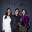 Pietro Beccari, sa femme Elisabetta et leur fille Constanza - Défilé Berluti (collection homme automne-hiver 2016-2017) au Tennis Club de Paris. Paris, le 22 janvier 2016