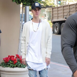 Justin Bieber est allé déjeuner avec Corey Gamble au restaurant The Bouchon à Beverly Hills, le 14 janvier 2016