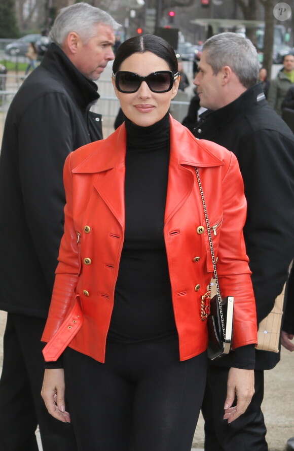 Monica Bellucci - Arrivées au défilé de mode Haute-Couture "Chanel", collection printemps-été 2016, à Paris. Le 26 janvier 2016