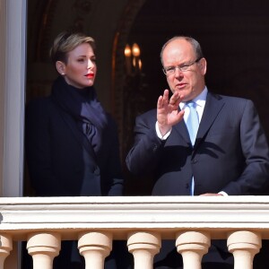 Le prince Albert II de Monaco et la princesse Charlène ont participé à la traditionnelle de la Sainte Dévote à Monaco, le 27 janvier 2016. C'est un jour férié en Principauté, avec la messe traditionnelle célébrée dans la cathédrale par Monseigneur Barsi, suivie de la procession vers le Palais dans les rues de Monaco Ville. ©Bruno Bebert/Bestimage