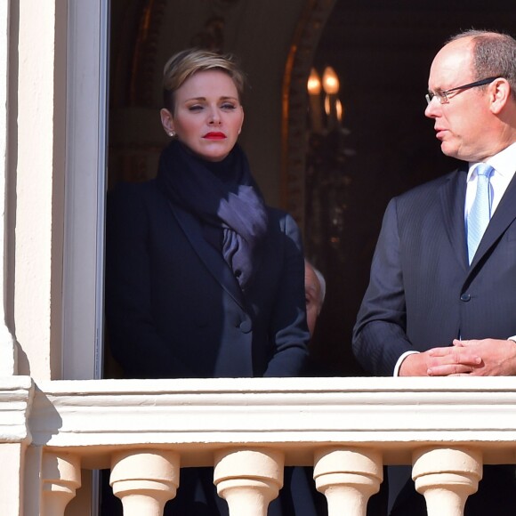 Le prince Albert II de Monaco et la princesse Charlène ont participé à la traditionnelle de la Sainte Dévote à Monaco, le 27 janvier 2016. C'est un jour férié en Principauté, avec la messe traditionnelle célébrée dans la cathédrale par Monseigneur Barsi, suivie de la procession vers le Palais dans les rues de Monaco Ville. ©Bruno Bebert/Bestimage