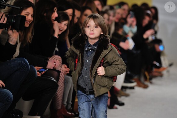 Le fils de Marc Lavoine Milo defile pour la collection Bonpoint pendant la fashion week a Paris, France, le 27 janvier 2016.