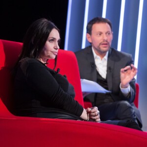 Exclusif - Enregistrement de l'émission "Le Divan" présentée par Marc-Olivier Fogiel avec l'actrice Béatrice Dalle en invitée, le 16 janvier 2016. Elle sera diffusée le 2 février 2016, sur France 3. Cyril Moreau/Bestimage