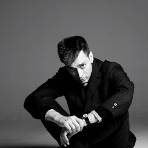 Portrait d'Hedi Slimane, le designer d'Yves Saint Laurent, le 17 novembre 2008