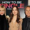 Melanie Griffith, Dakota Johnson et Don Johnson - Première du film "How To Be Single" à New York le 3 février 2016.