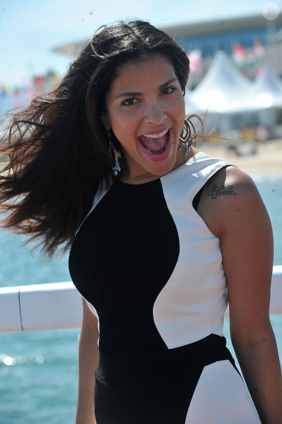 Exclusif - Gyselle Soares pose pour Allociné/Pure people sur le Ponton de la plage du Majestic en partenariat avec le groupe Barrière, le 18 mai 2014.