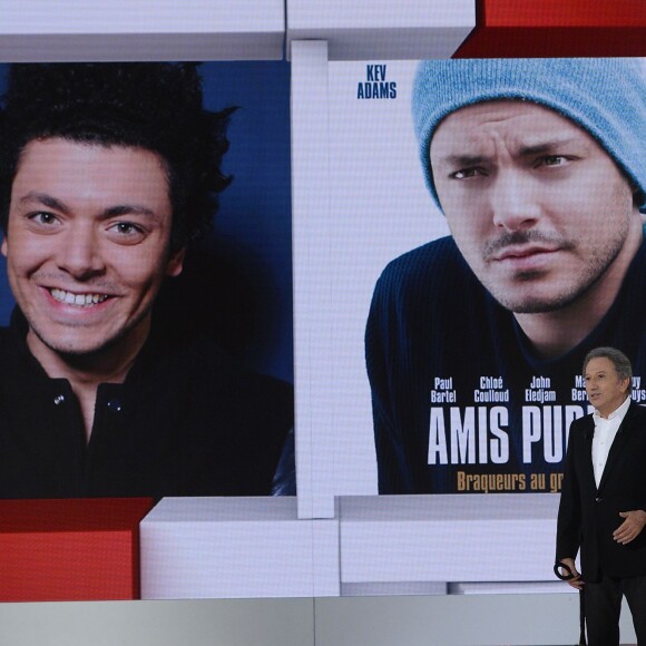 Kev Adams et Michel Drucker - Enregistrement de l'émission "Vivement Dimanche" à Paris le 3 Fevrier 2016 et qui sera diffusée le 7 Fevrier 2016. Invité principal Kev Adams. © Coadic Guirec/Bestimage