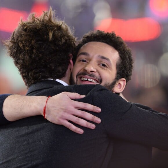 Kev Adams et William Lebghil - Enregistrement de l'émission "Vivement Dimanche" à Paris le 3 Fevrier 2016 et qui sera diffusée le 7 Fevrier 2016. Invité principal Kev Adams. © Coadic Guirec/Bestimage