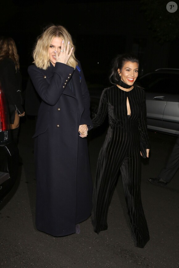 Khloé et Kourtney Kardashian étaient les stars de la soirée de lancement de la marque Ouai à Los Angeles. Le 4 février 2016.
