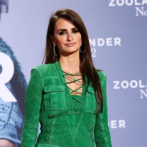 Penélope Cruz (robe Balmain) - Première de "Zoolander 2" à Berlin en Allemagne le 2 février 2016.
